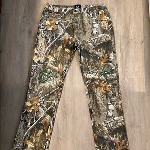 Realtree Camouflage Cargo Pants